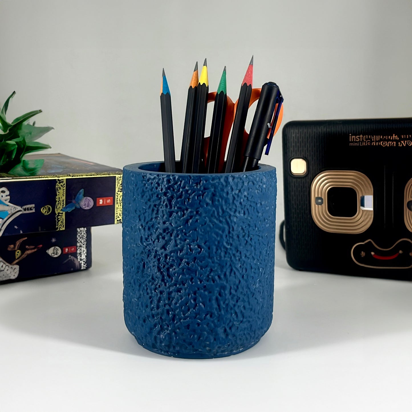 Pebble Pot | Pen Stand