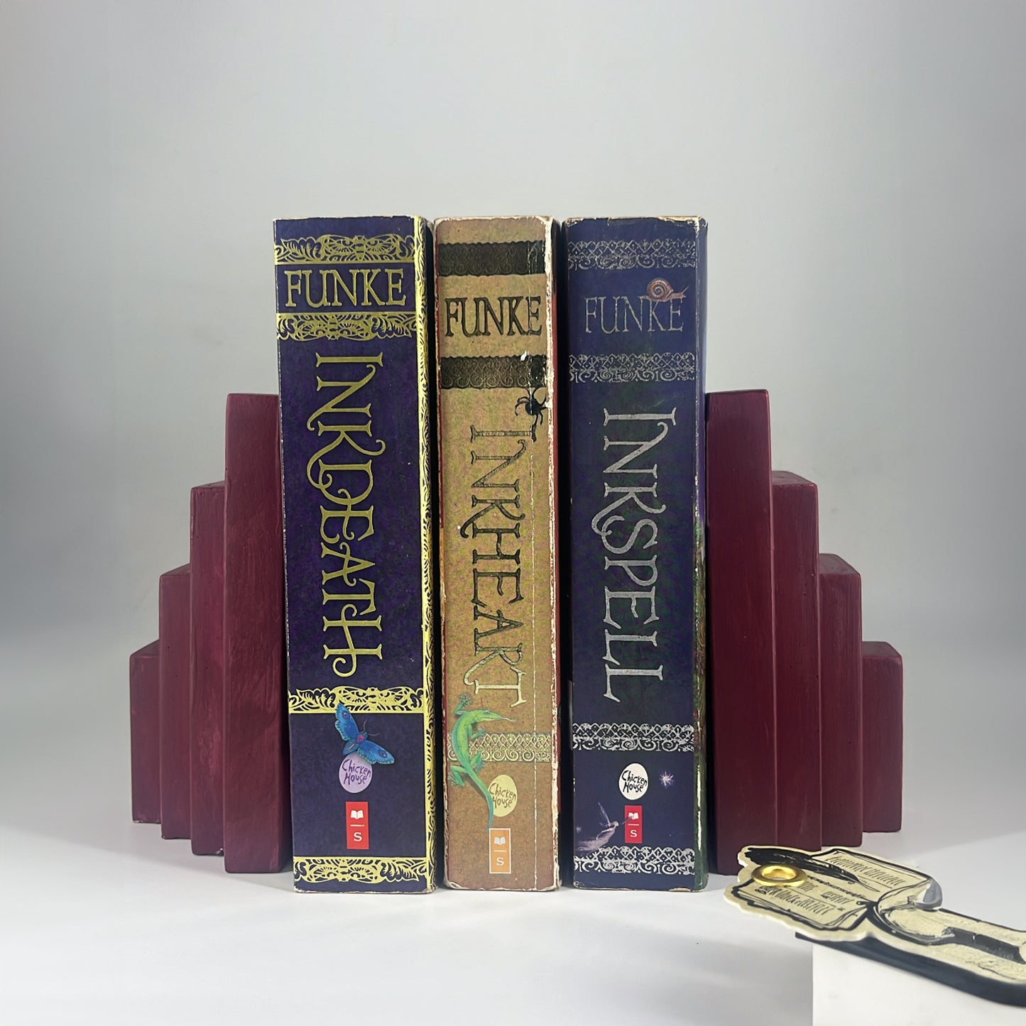 Reader's Nest | Bookends