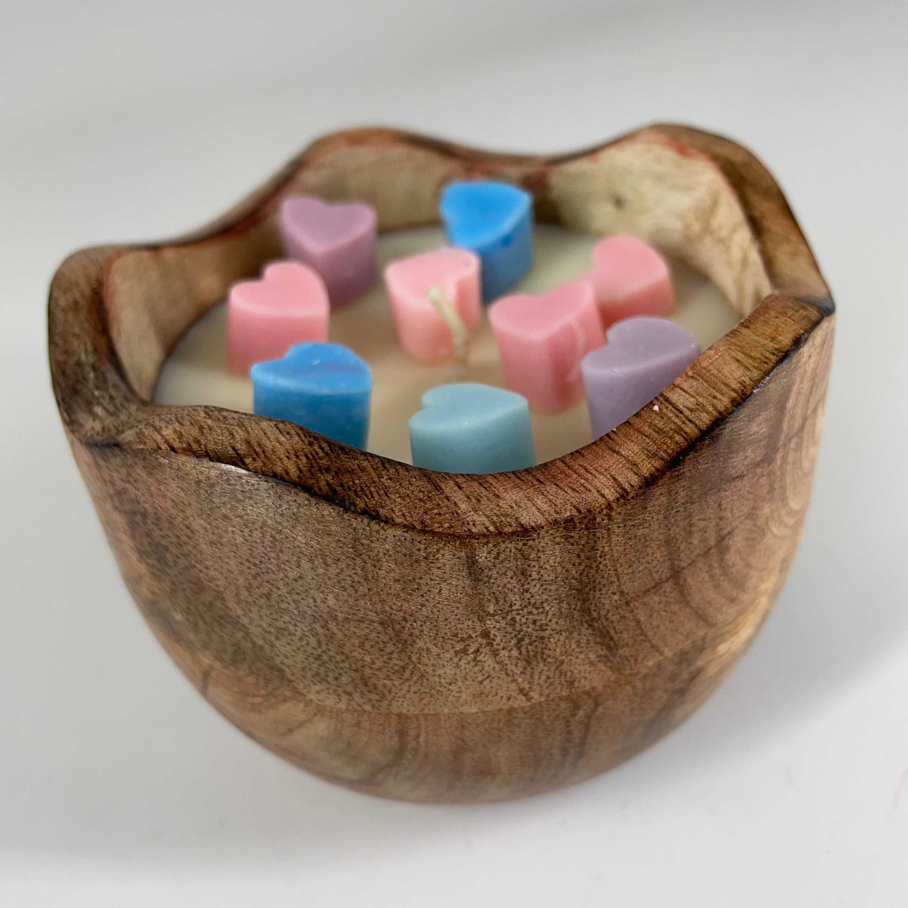 Wooden eggshell with charms soy wax candle