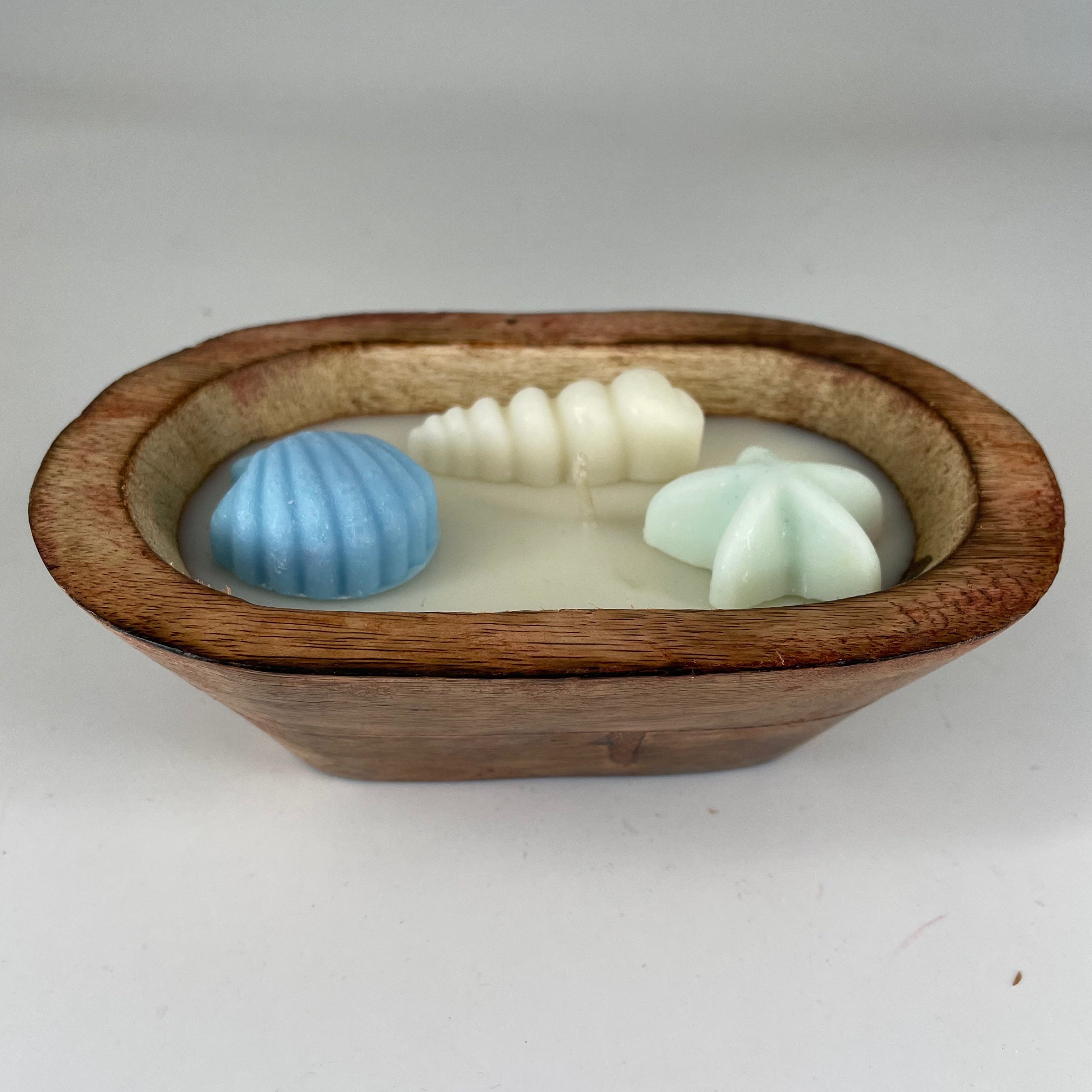 Wooden boat with charms soy wax candle